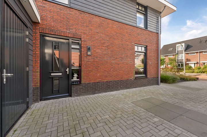 Photo 8 of Darwinhage 27