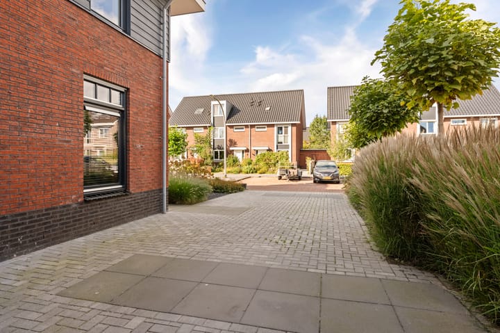 Photo 25 of Darwinhage 27