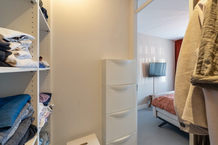 Photo 36 of Darwinhage 27