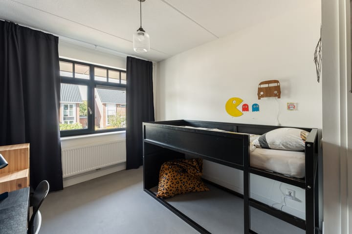 Photo 42 of Darwinhage 27