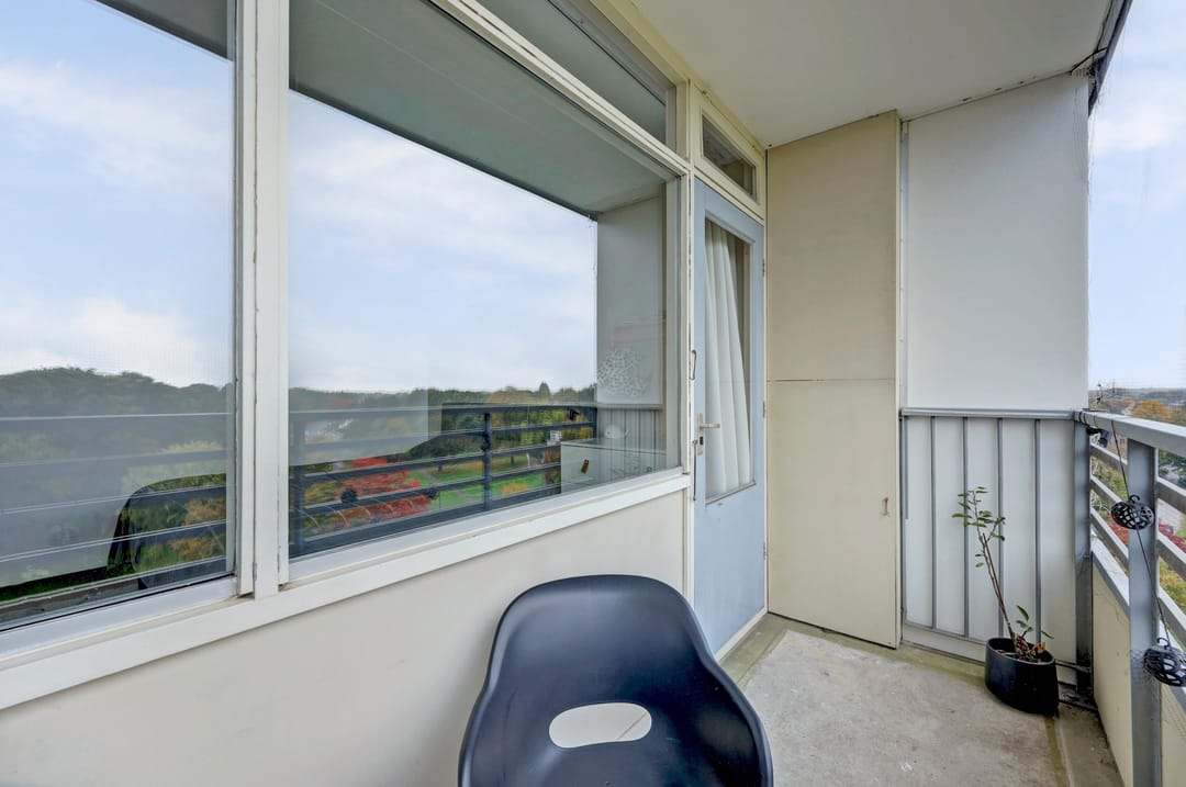 Photo 22 of Heutinkstraat 145