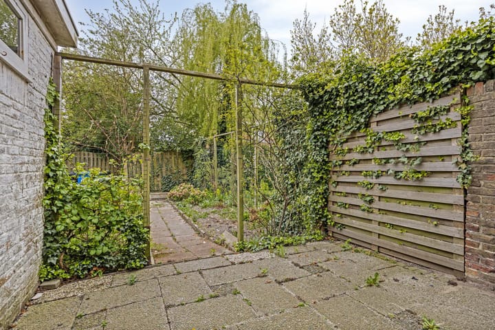 Foto 28 van Adrianalaan 220