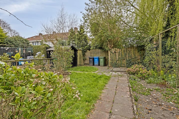 Foto 29 van Adrianalaan 220