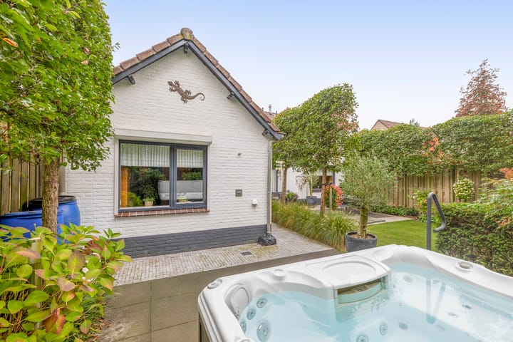 Foto 37 van Mozartstraat 105