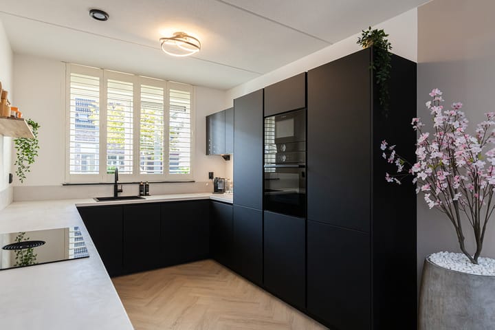 Foto 14 van Puccinistraat 6