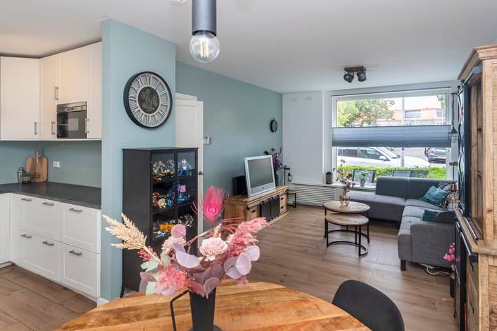 Foto 8 van Oostblok 82