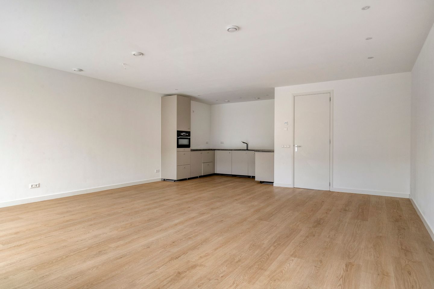 Foto 4 van Hoefsmid 3