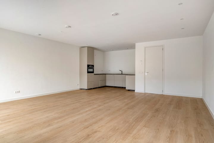 Foto 4 van Hoefsmid 3