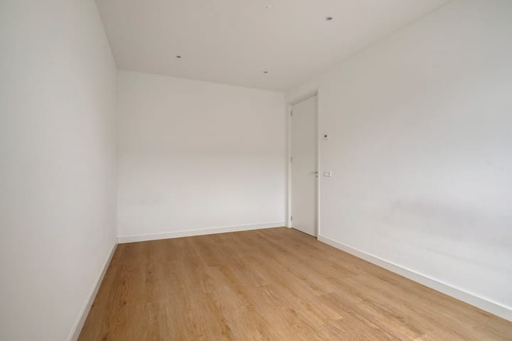 Photo 9 of Hoefsmid 3