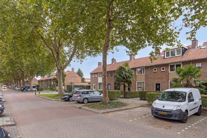 Foto 20 van Parallelweg 56