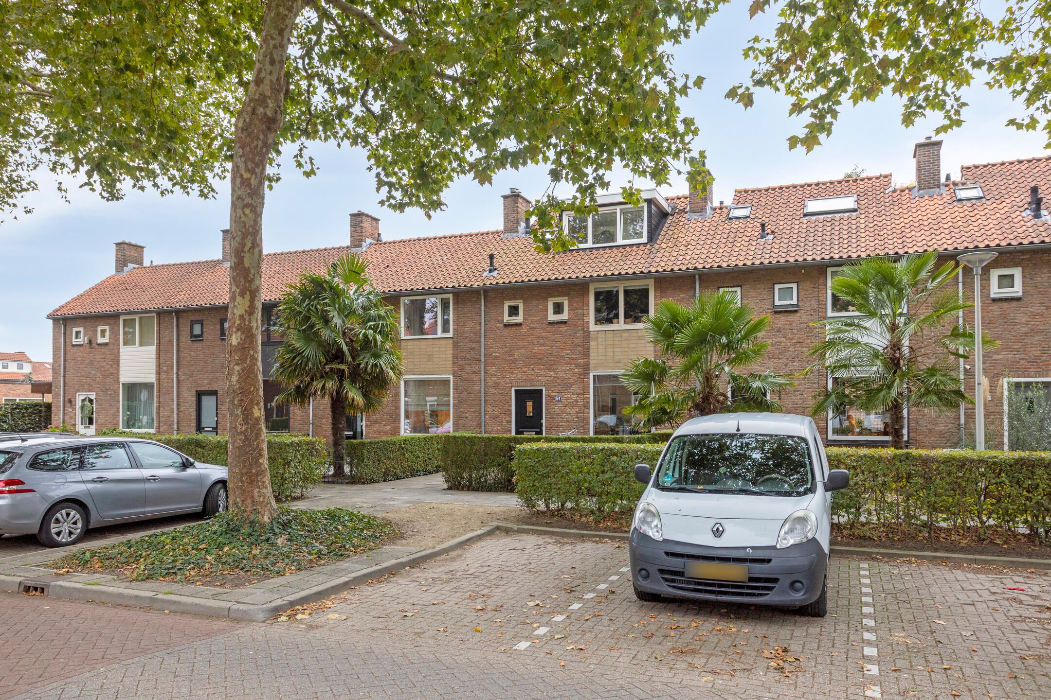 Foto 21 van Parallelweg 56