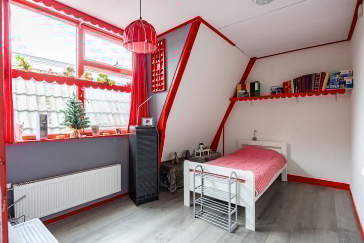 Photo 25 of Heechein 12