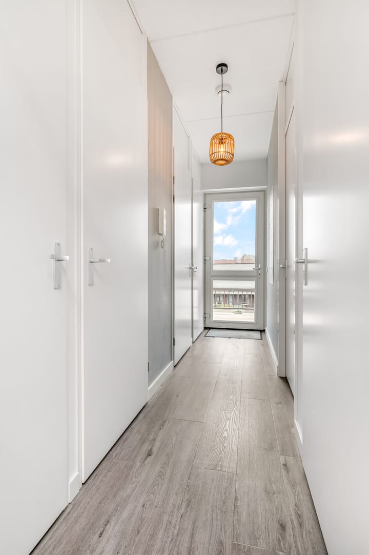 Photo 16 of Ds. Van de Woestijnehof 203