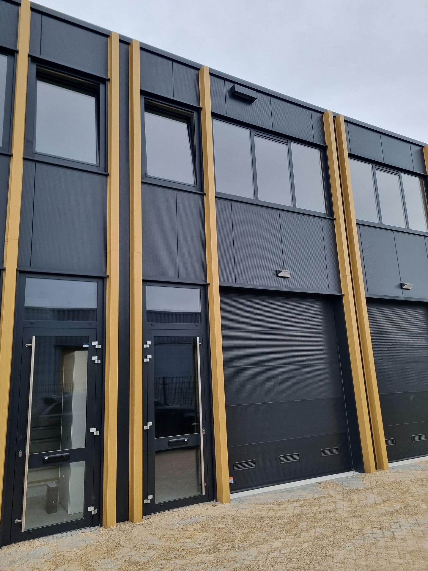 View photo 3 of Tolweg 63