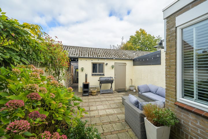 Photo 5 of Bavelselaan 21-B