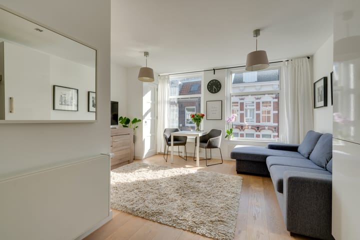 Photo 13 of Fokke Simonszstraat 25-3