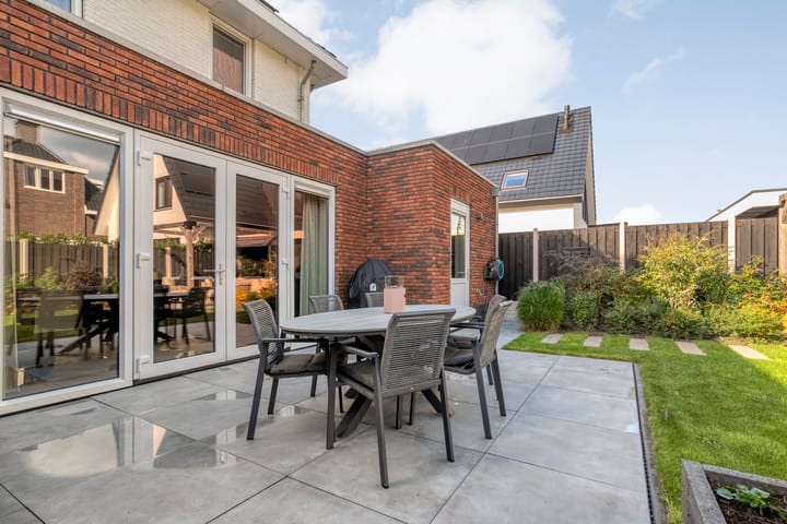 Foto 37 van Mittendorffwerf 71