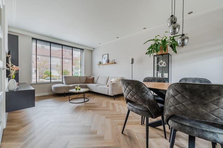 Photo 7 of Koningin Julianastraat 38