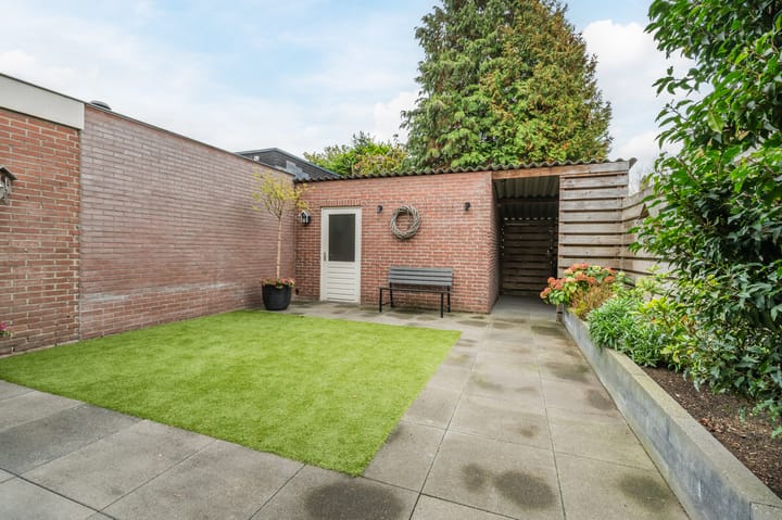 Photo 22 of Koningin Julianastraat 38