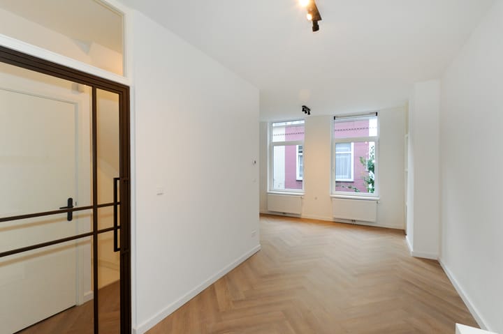 Foto 3 van Van Swindenstraat 39