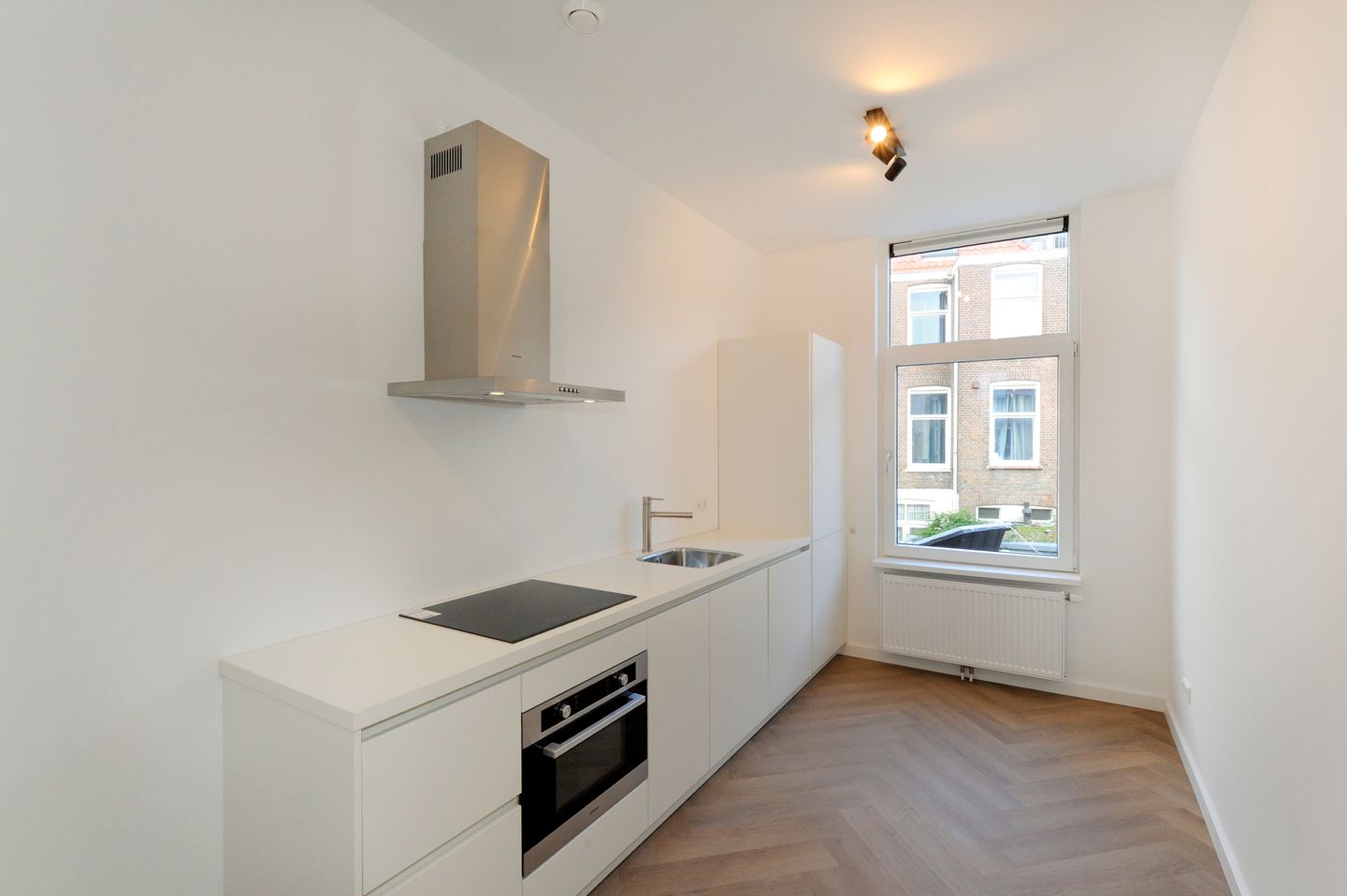 Foto 4 van Van Swindenstraat 39