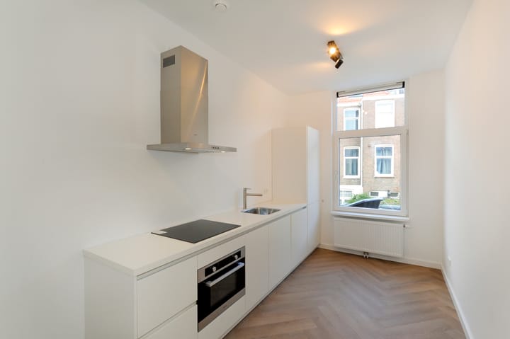 Foto 4 van Van Swindenstraat 39