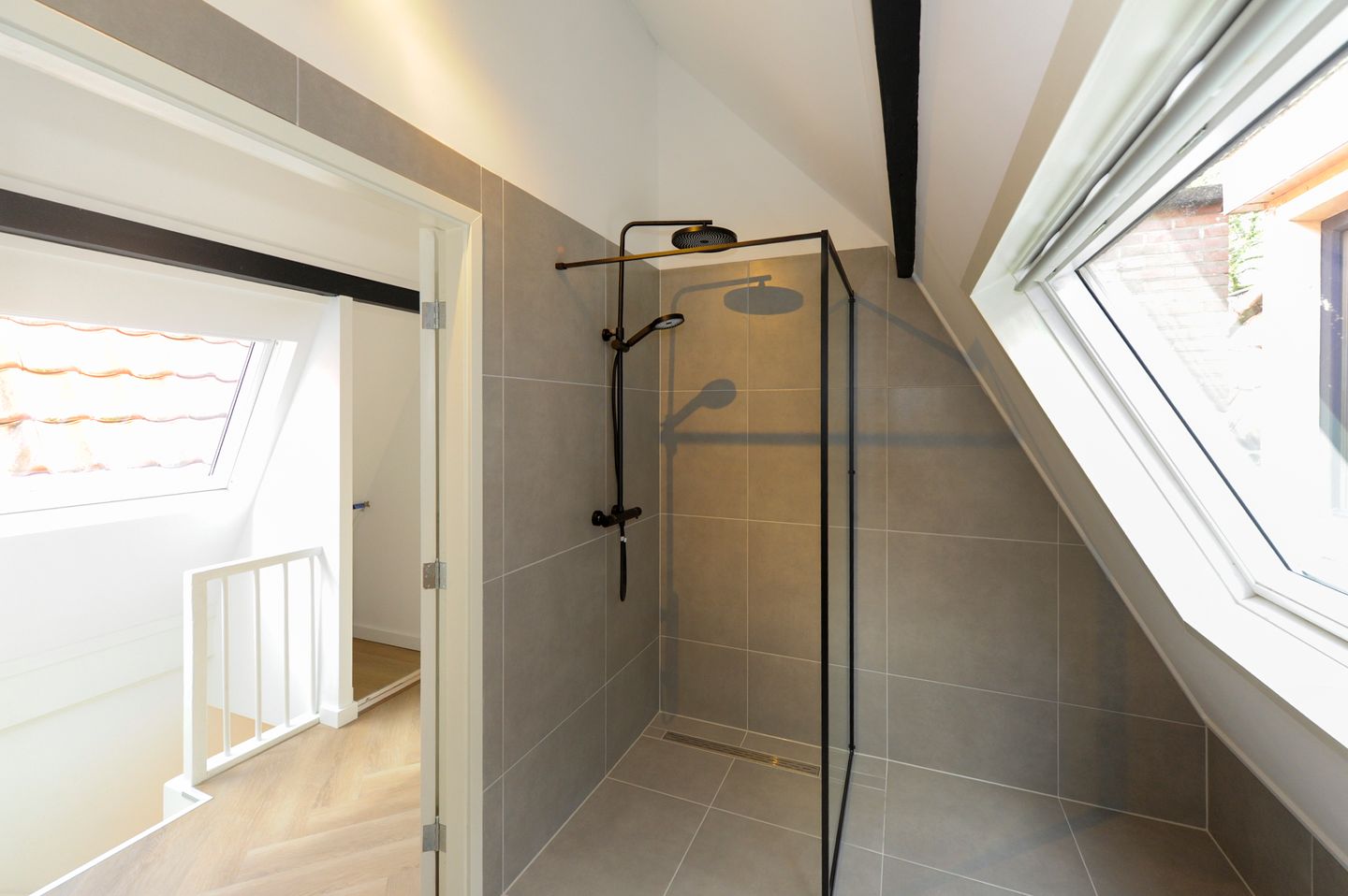 Foto 5 van Van Swindenstraat 39