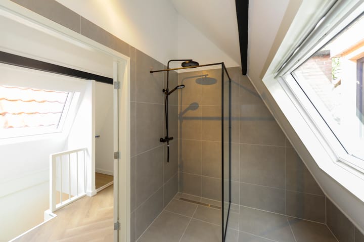 Foto 5 van Van Swindenstraat 39