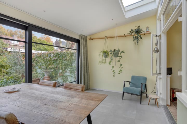 Foto 15 van Ooievaarstraat 16