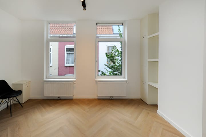 Foto 10 van Van Swindenstraat 39