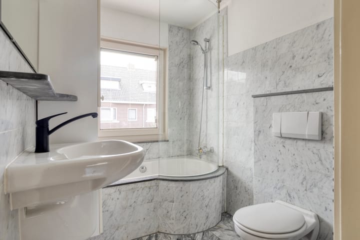 Foto 19 van Ooievaarstraat 16