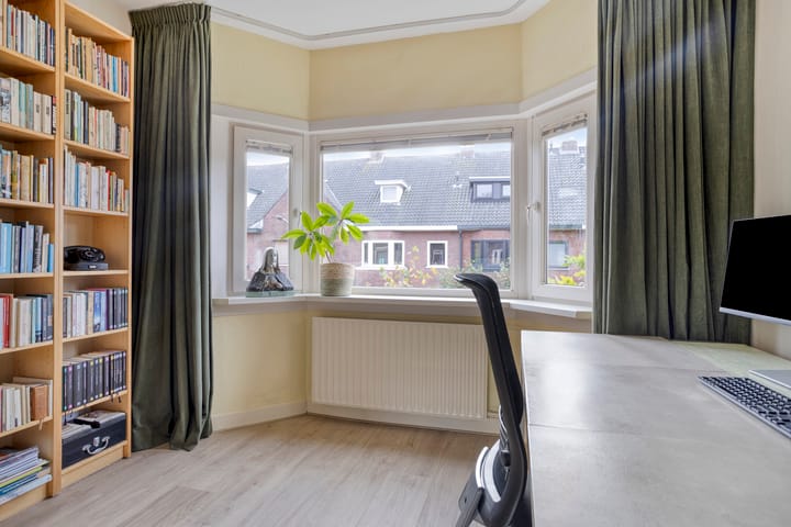 Foto 22 van Ooievaarstraat 16