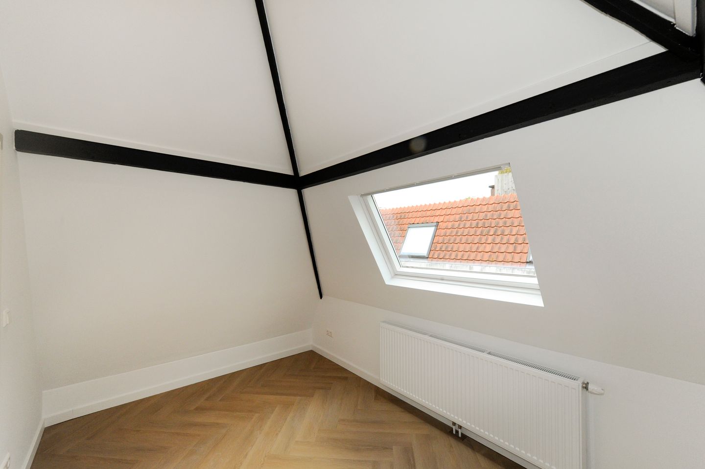 Foto 29 van Van Swindenstraat 39