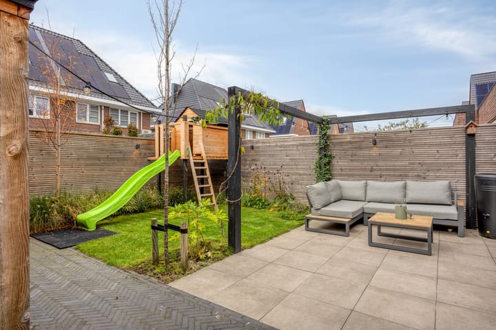 Foto 60 van Gitaarstraat 15