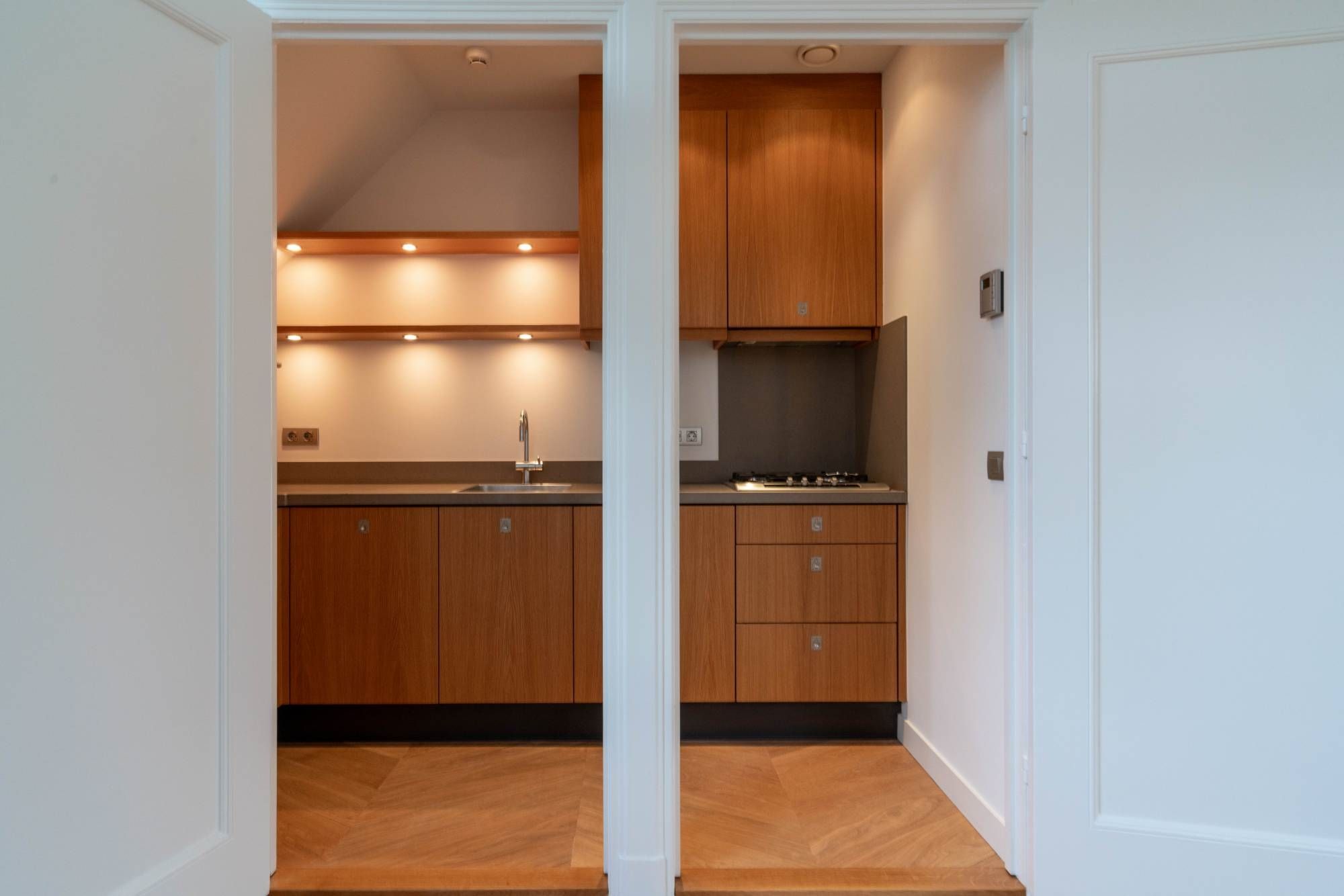 Foto 6 van Carnegielaan 11