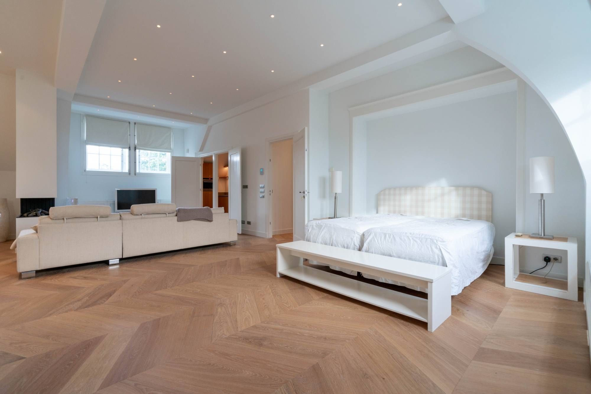 Foto 9 van Carnegielaan 11