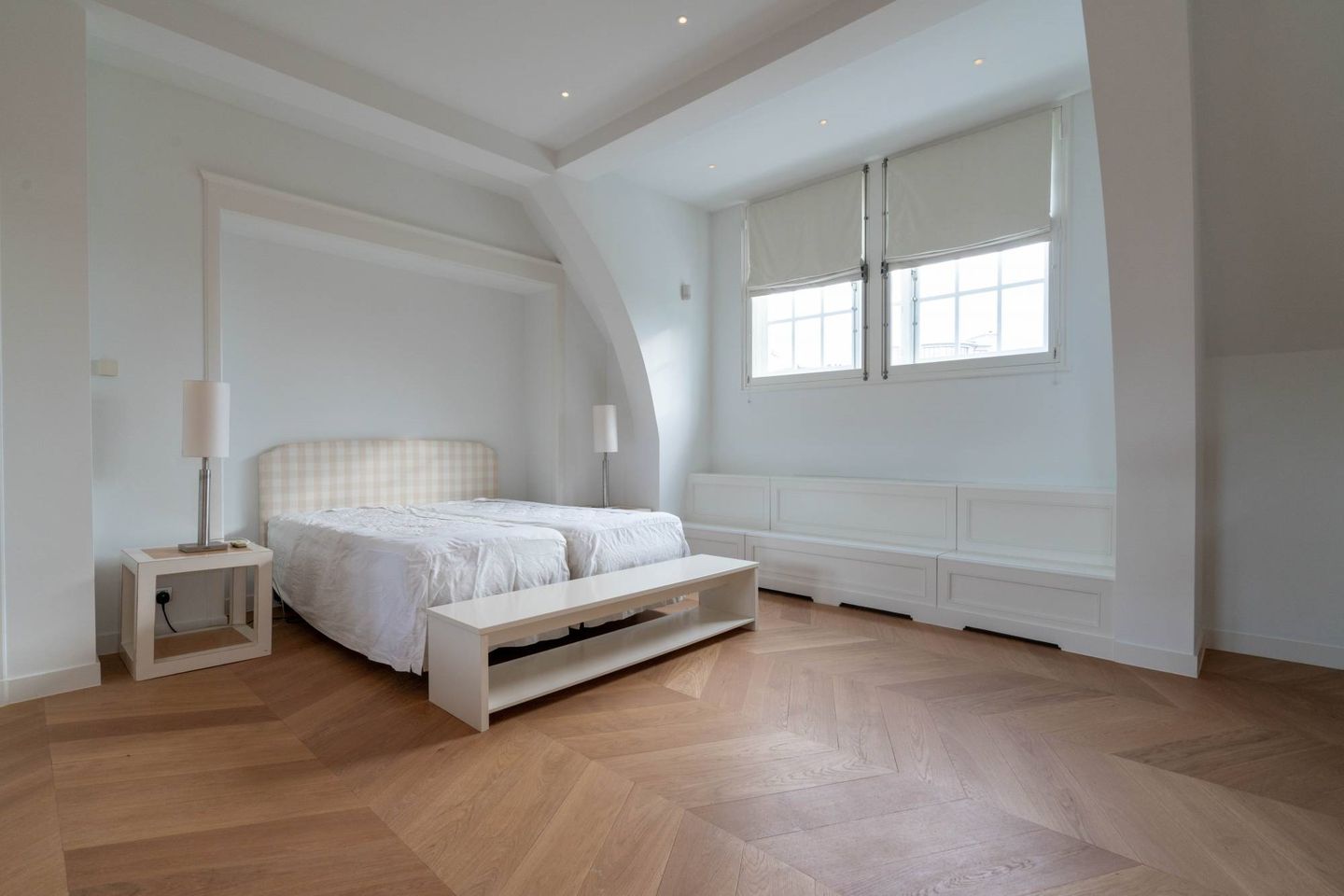 Foto 10 van Carnegielaan 11