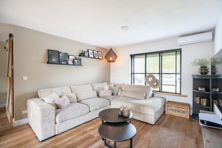 Photo 2 of Meidoornlaan 16