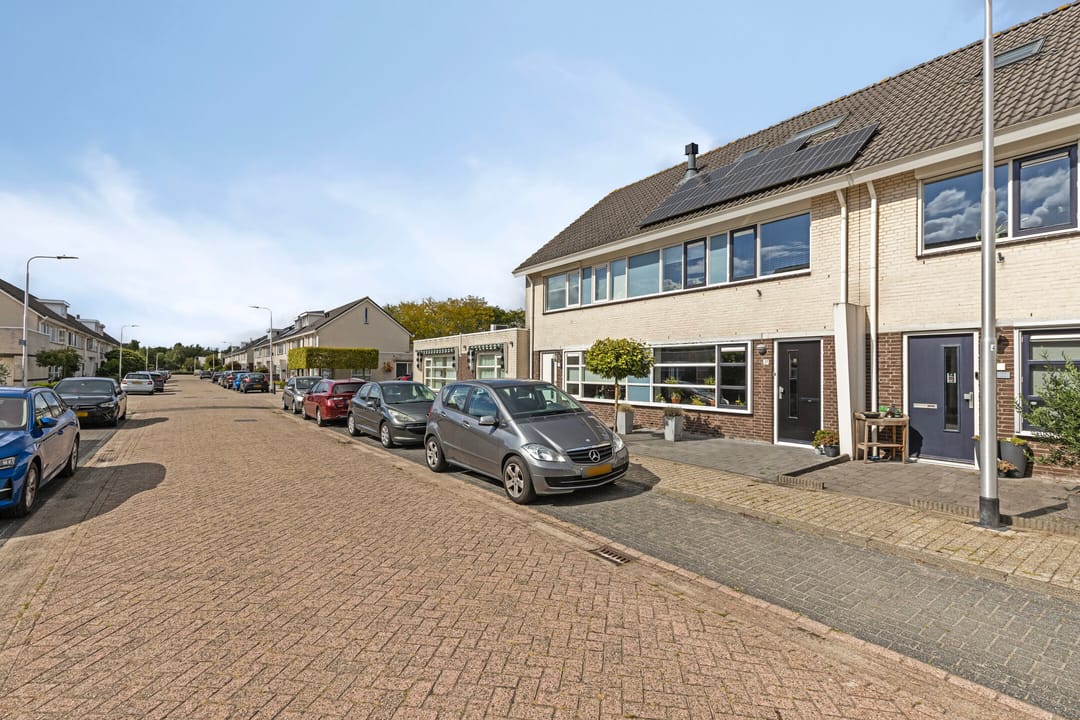 Foto 37 van Middenbeemsterstraat 27