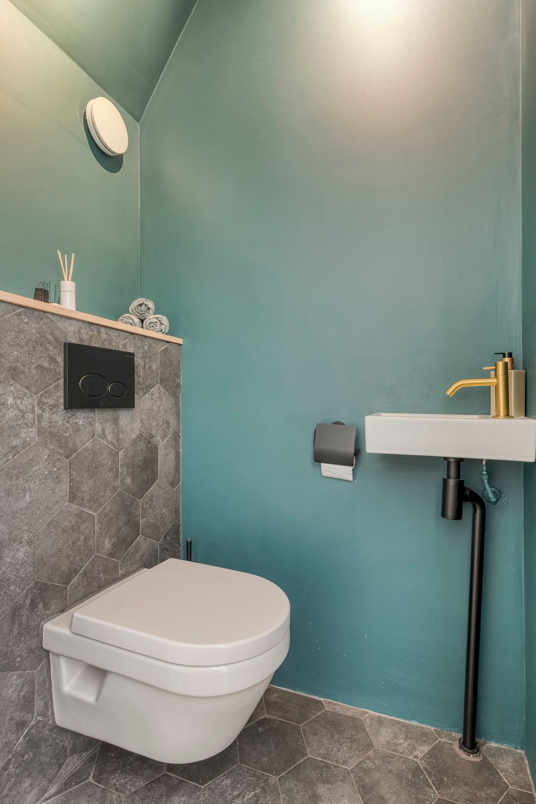 Foto 8 van Middenbeemsterstraat 27