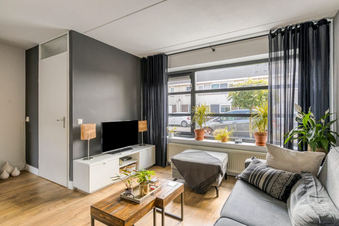 Foto 2 van Middenbeemsterstraat 27