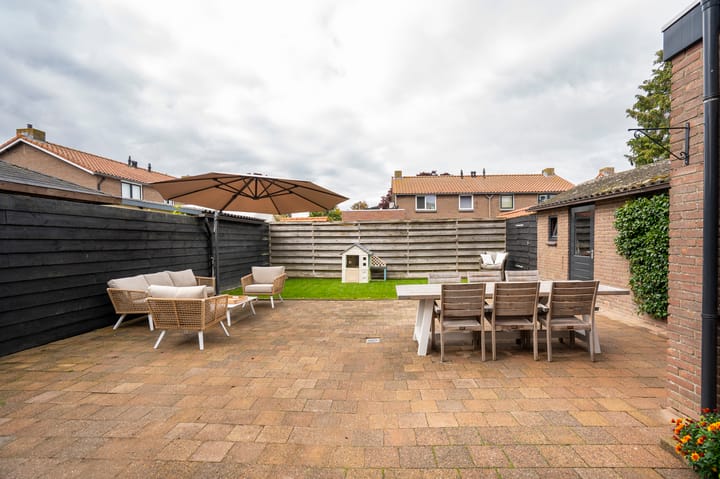 Photo 42 of Meidoornlaan 16