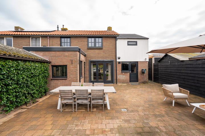 Photo 43 of Meidoornlaan 16