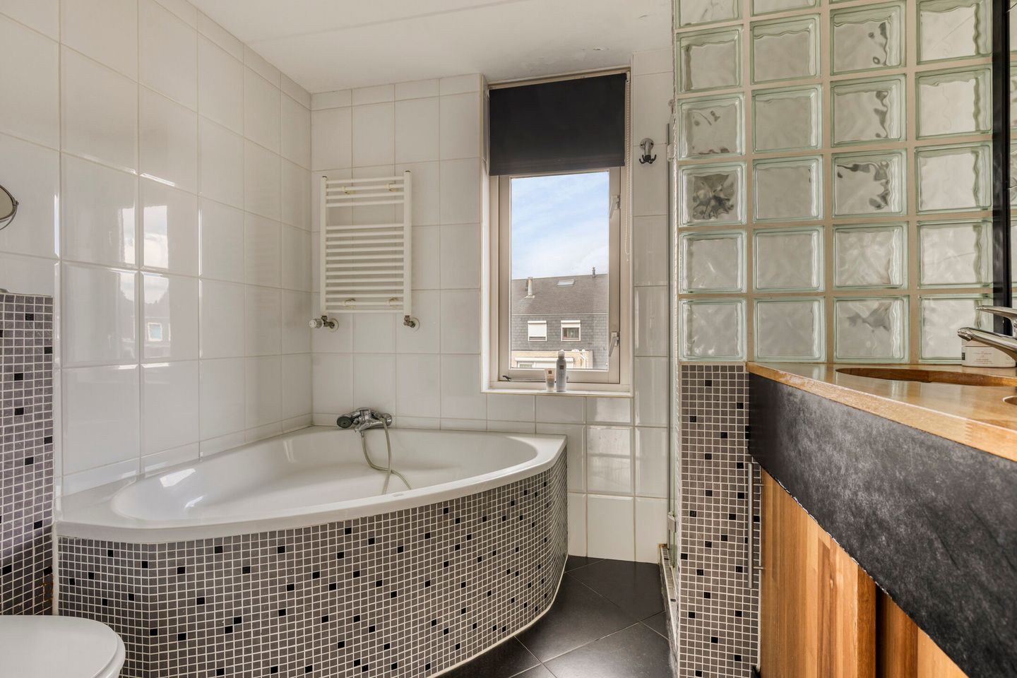 Foto 20 van Middenbeemsterstraat 27