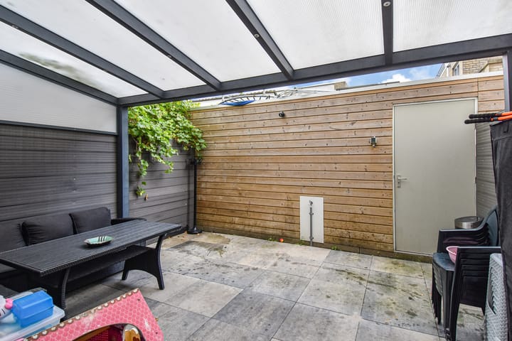 Foto 17 van Van Dijckstraat 114