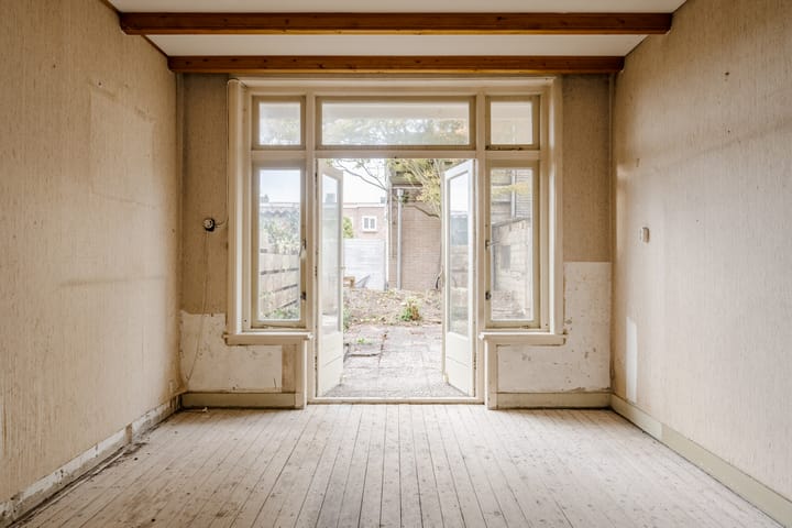 Photo 9 of Zaanenlaan 141