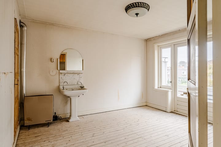 Photo 24 of Zaanenlaan 141