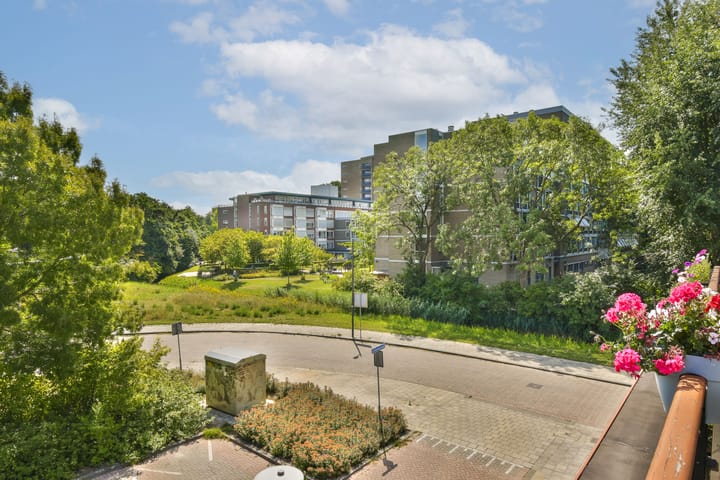 Foto 30 van Athenastraat 9