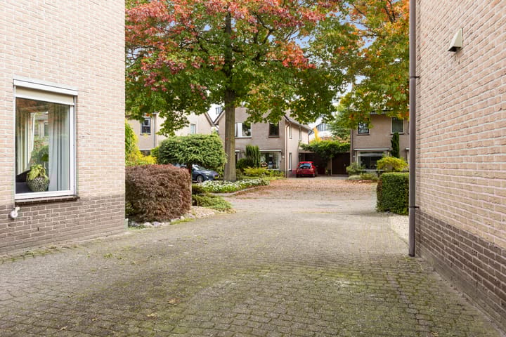 Foto 8 van Bronbeekhof 7