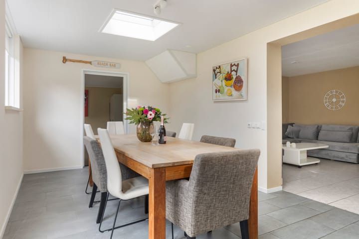 Foto 15 van Bronbeekhof 7